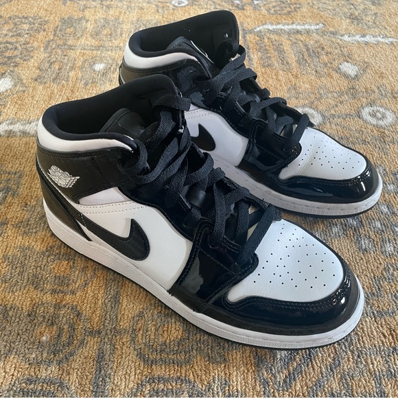 Air Jordan 1 Mid SE “All-Star 2021” Carbon Fiber GS 7Y or WMNS 8.5 DD2192-001 - Picture 6 of 12